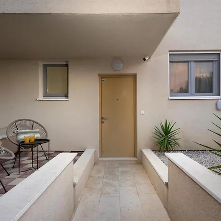 Tomas Garden Lux Appartement *