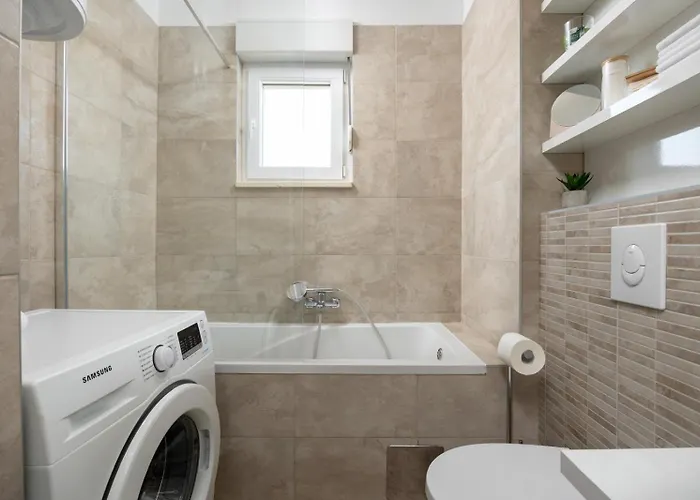 Tomas Garden Lux Apartament *